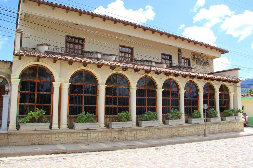 Hotel Plaza Copan Exterior photo